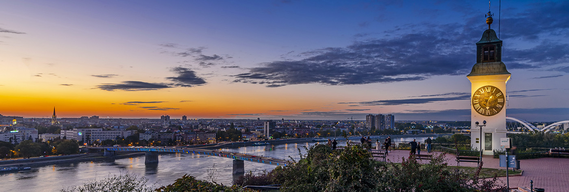 1920x650-Novi-Sad-petrovaradinska-tvrdjava-panorama-leto-autor-Aleksandar-Milutinovic-2